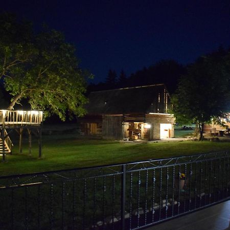 Holiday Nature House อิซวาเร ภายนอก รูปภาพ